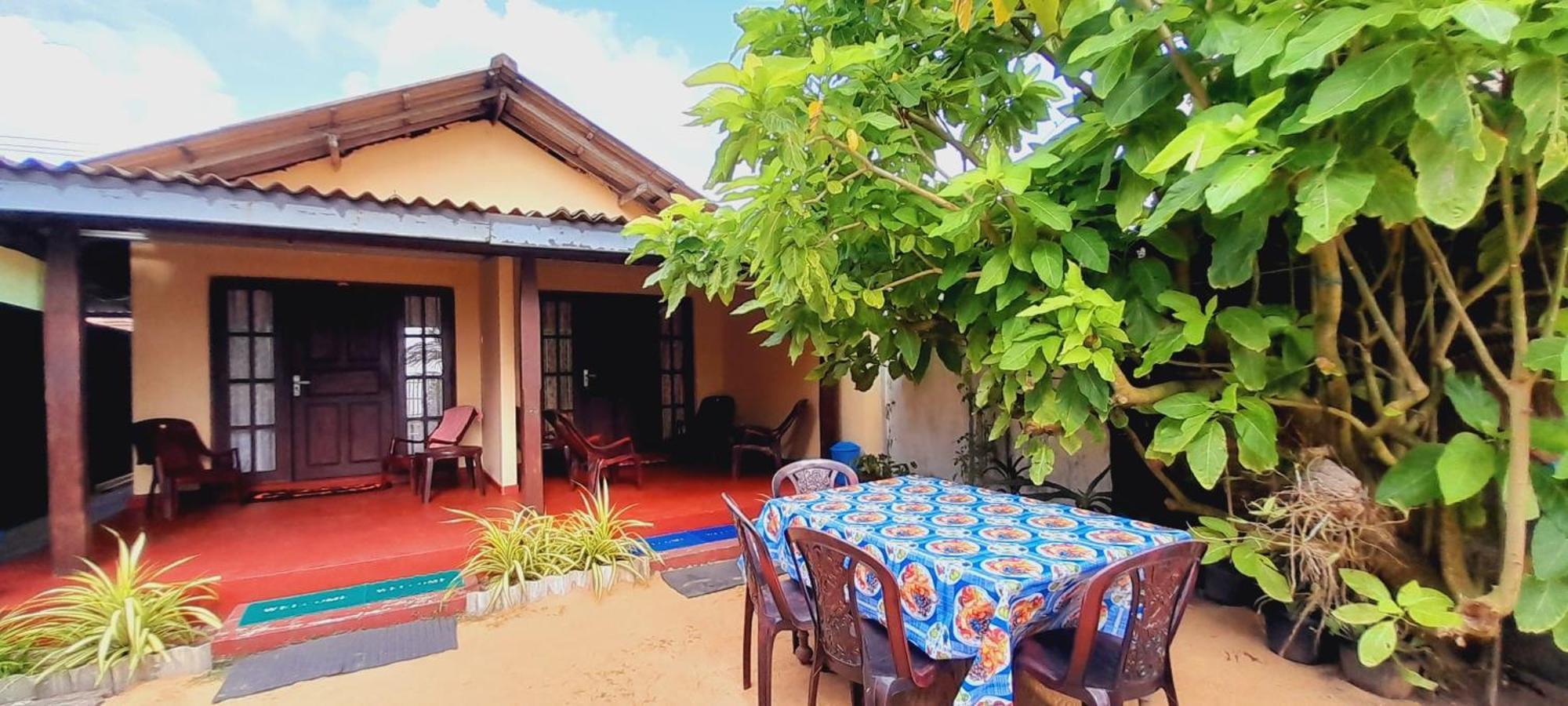 luna beach home&cabanas Galle Exterior foto